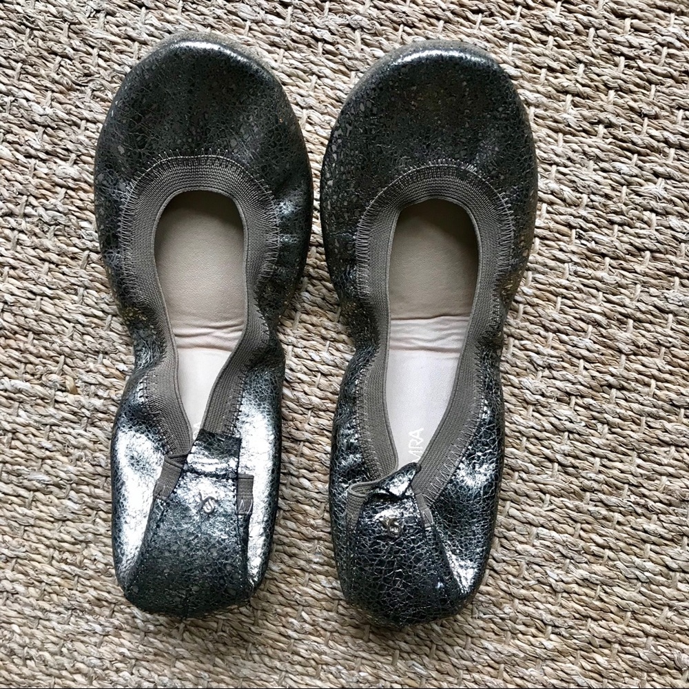 Yosi Samara Bronze Flats - never worn!